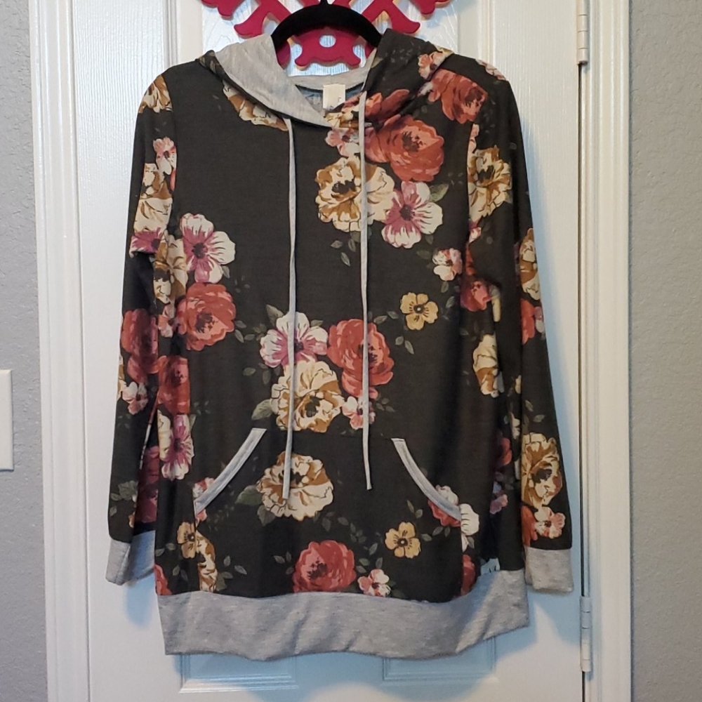 New long sleeve hoodie